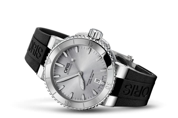 Image of Aquis Date